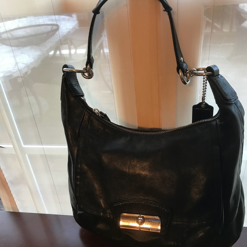 🕶Coach Black Leather Hobo Handbag 🕶